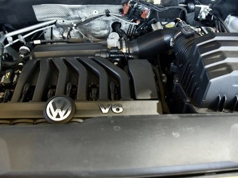 Used 2022 Volkswagen Atlas SE w/ Panoramic Sunroof Package AWD/4WD image 32