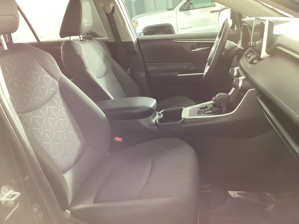 Used 2024 Toyota RAV4 XLE w/ Convenience Package AWD/4WD image 19