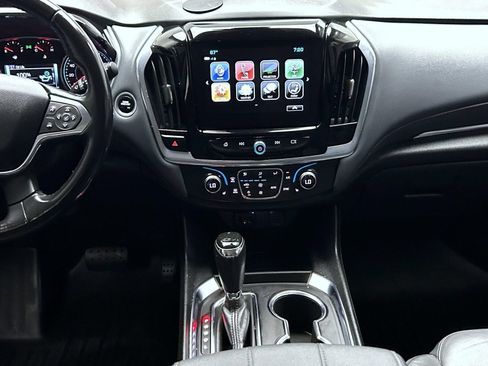Used 2019 Chevrolet Traverse LT w/ LT Premium Package AWD/4WD image 13