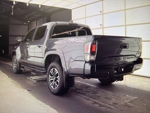 Used 2023 Toyota Tacoma TRD Sport w/ Technology Package image 6