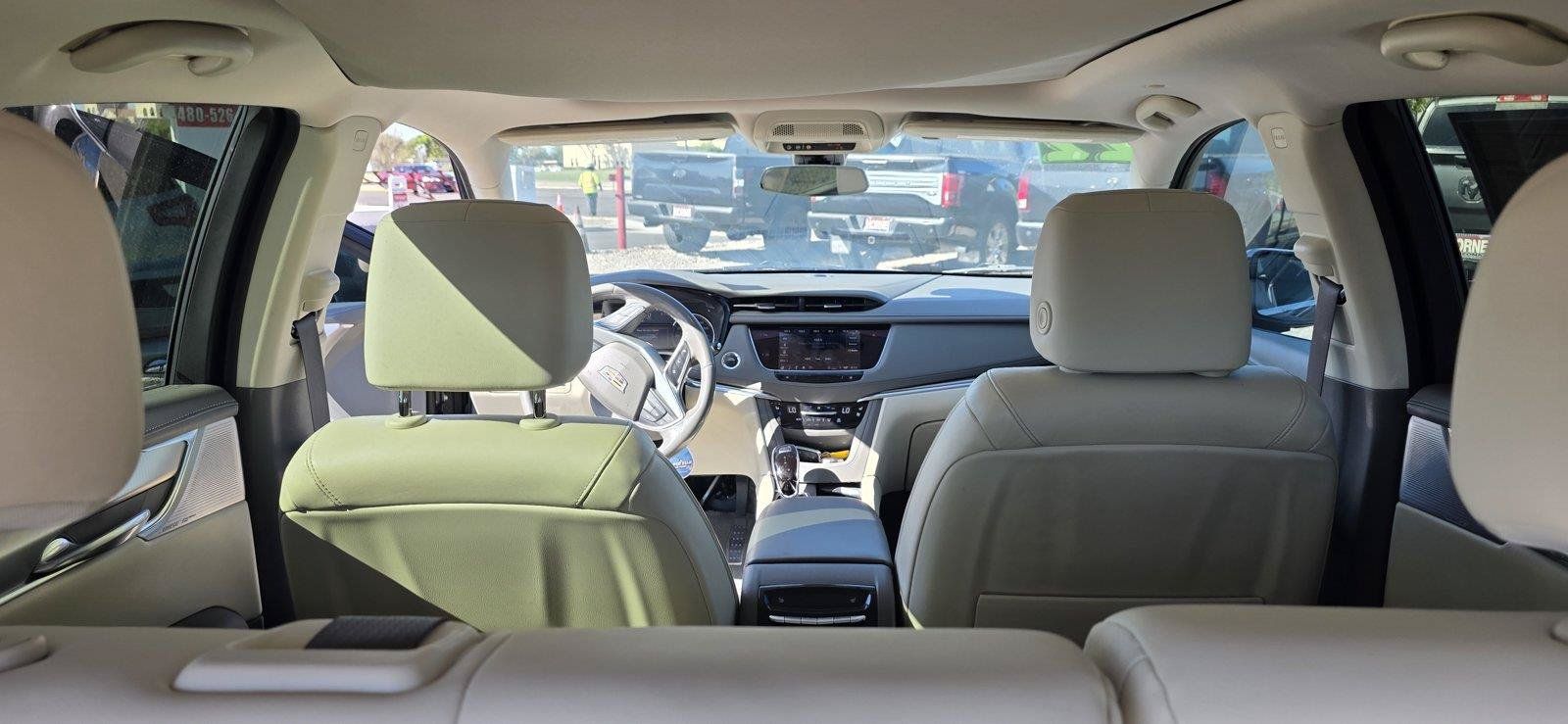 Used 2022 Cadillac XT5 Premium Luxury FWD image 11