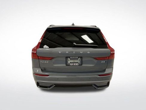 Used 2024 Volvo XC60 B5 Plus w/ Climate Package image 15