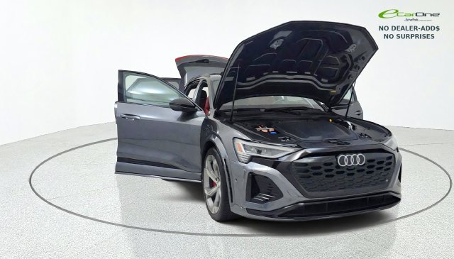 Used 2024 Audi Q8 e-tron Prestige w/ Prestige Package AWD/4WD image 12