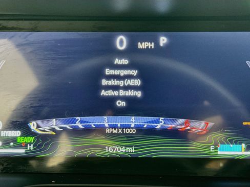 Used 2024 Jeep Grand Cherokee Trailhawk w/ Luxury Tech Group III AWD/4WD image 17