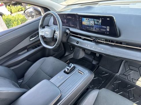 Used 2024 Nissan Ariya AWD image 28