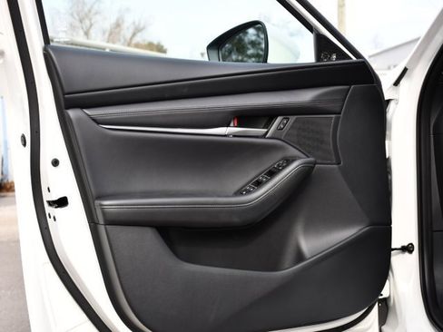 New 2026 MAZDA MAZDA3 2.5 S Preferred image 10