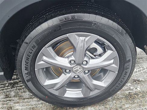 Certified 2026 Honda HR-V LX image 8