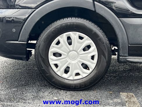 Used 2024 Ford Transit 350 XLT image 30