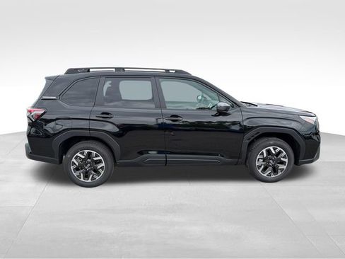 New 2026 Subaru Forester Premium AWD/4WD image 8