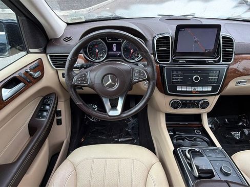 Used 2019 Mercedes-Benz GLS 450 4MATIC image 28