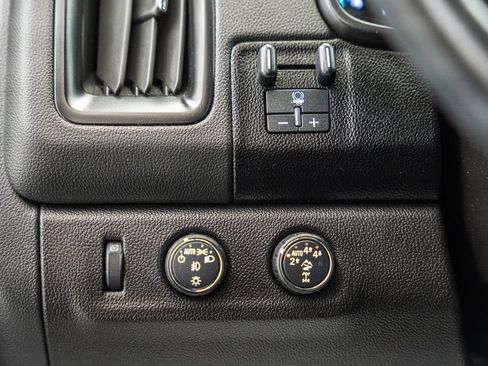 Used 2022 Chevrolet Colorado ZR2 w/ Colorado ZR2 Bison Edition AWD/4WD image 43