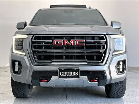 Used 2023 GMC Yukon AT4 AWD/4WD image 3