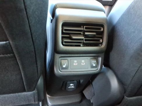 New 2026 Nissan Leaf Platinum+ image 27