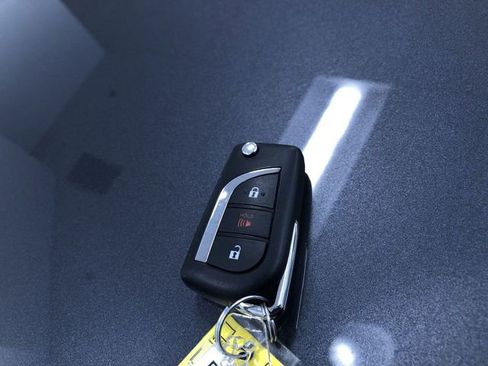 Used 2025 Toyota RAV4 LE image 32