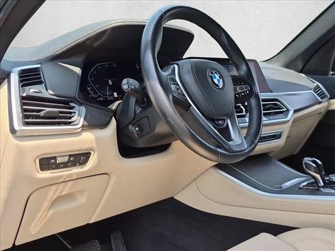 Used 2022 BMW X5 xDrive40i w/ Premium Package AWD/4WD image 9