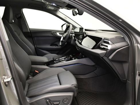 Used 2025 Audi A5 2.0T Premium Plus w/ Premium Plus AWD/4WD image 46