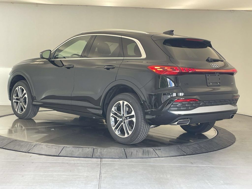 New 2026 Audi Q5 Premium Plus AWD/4WD image 3