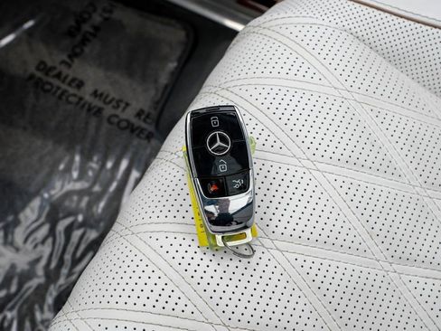 Used 2024 Mercedes-Benz Maybach GLS 600 4MATIC image 58