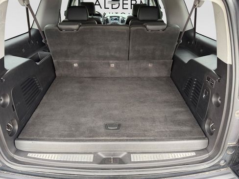 Used 2016 Chevrolet Suburban LTZ AWD/4WD image 19