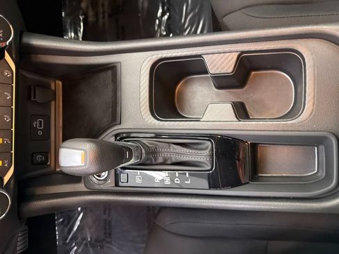 Used 2025 Nissan Sentra S FWD image 27