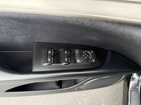 Used 2020 Lincoln Nautilus Premier AWD/4WD image 22