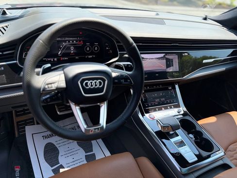 Used 2023 Audi RS Q8 AWD/4WD image 9