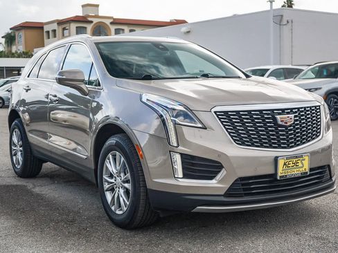 Used 2022 Cadillac XT5 Premium Luxury image 3