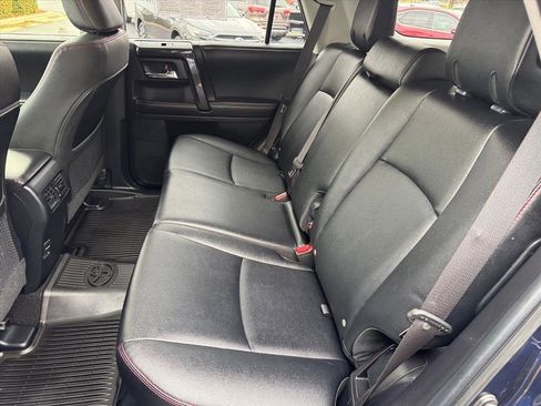 Used 2019 Toyota 4Runner TRD Off-Road Premium image 7