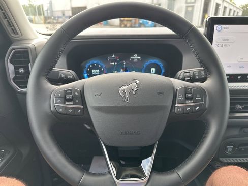 New 2025 Ford Bronco Sport Outer Banks w/ Outer Banks Tech Package+ image 21