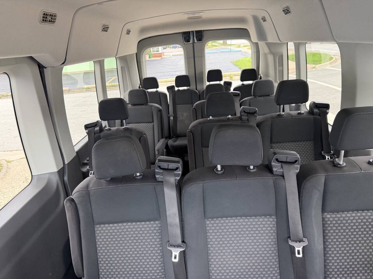 Used 2020 Ford Transit 350 XLT RWD image 28