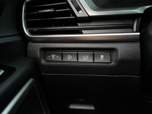 Used 2025 Kia Telluride S FWD image 34