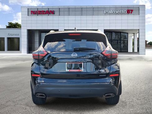 Certified 2023 Nissan Murano SV w/ SV Midnight Edition Package FWD image 5