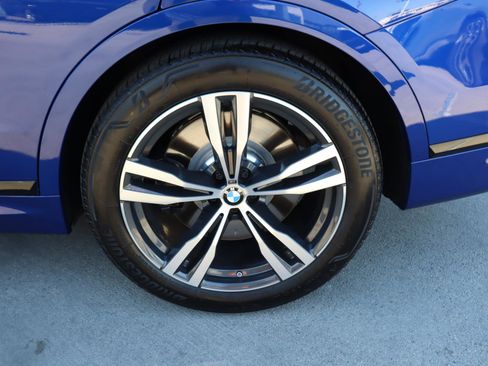 Used 2025 BMW X7 M60i w/ Executive Package image 10