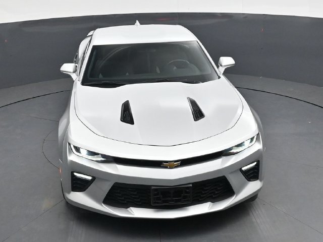 Used 2018 Chevrolet Camaro SS RWD image 29