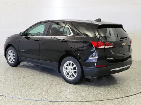 Used 2023 Chevrolet Equinox LT FWD image 5