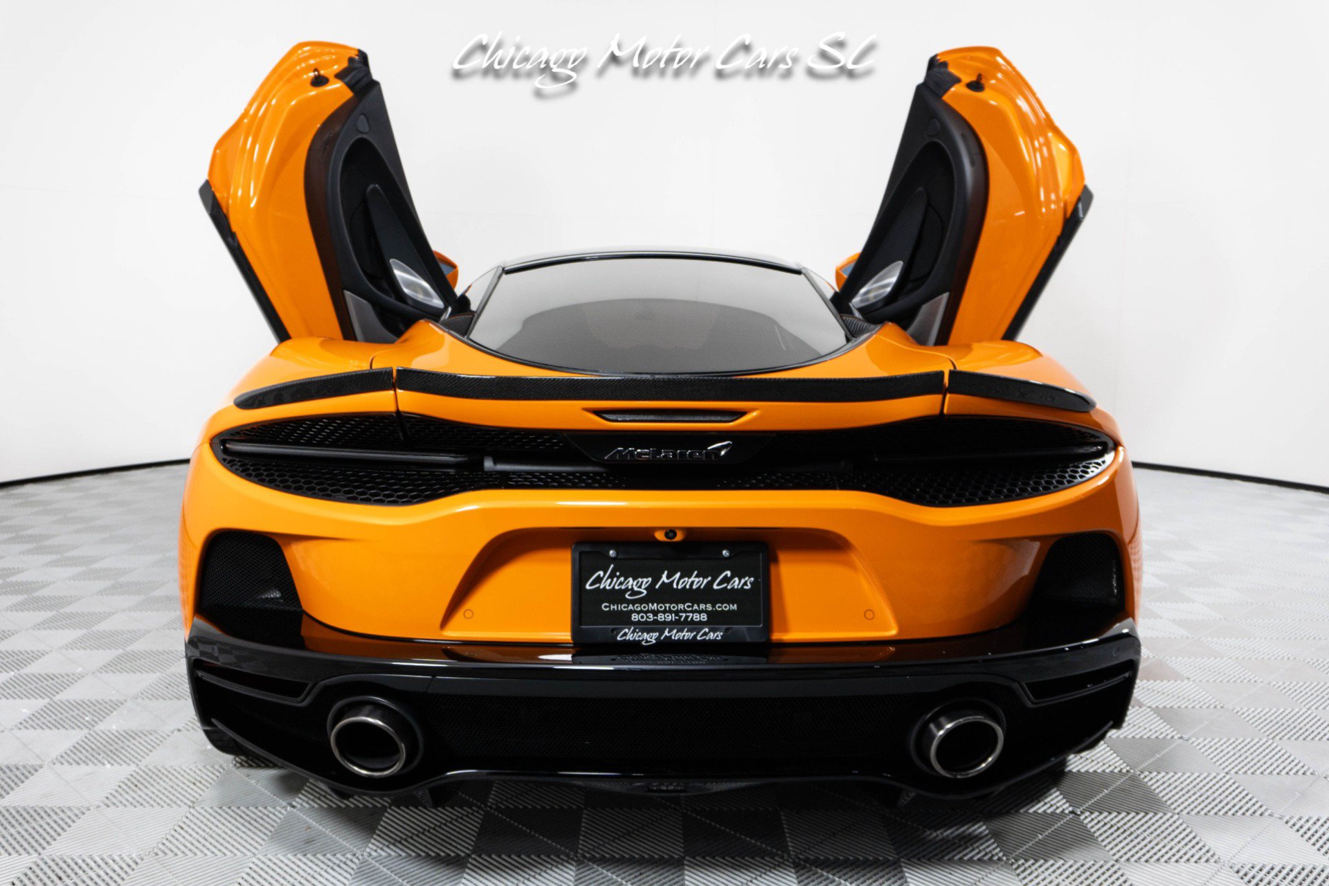 Used 2023 McLaren GT RWD image 24