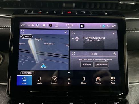 Used 2025 Jeep Grand Cherokee L Limited w/ Black Appearance Package image 13