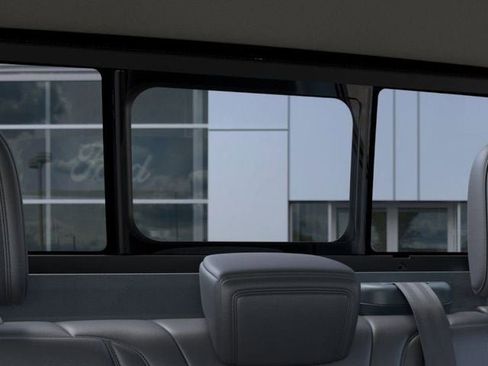 New 2025 Ford Maverick Lariat w/ Black Appearance Package image 24