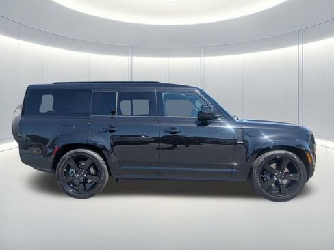 New 2026 Land Rover Defender 130 X-Dynamic SE AWD/4WD image 6