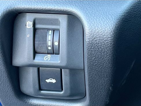 Used 2025 Toyota GR86 w/ ALL Weather Mat Package (TMS) RWD image 10