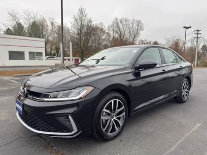 Used 2025 Volkswagen Jetta SE
