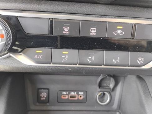 Used 2024 Nissan Sentra SV FWD image 16