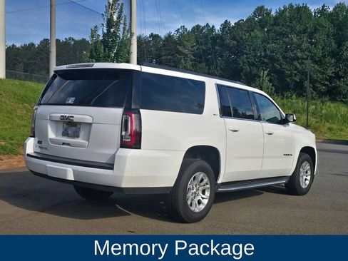 Used 2020 GMC Yukon XL SLT RWD image 3
