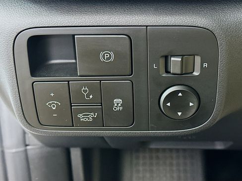 Used 2024 Hyundai Ioniq 6 SEL RWD image 17