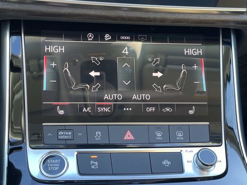 Used 2025 Audi Q7 2.0T Premium w/ Convenience Plus Package image 32