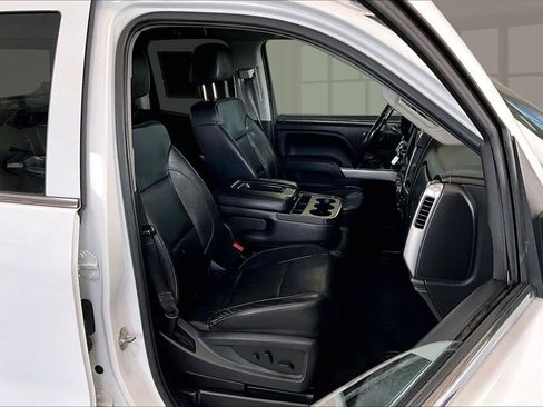 Used 2017 Chevrolet Silverado 1500 LTZ Z71 image 8