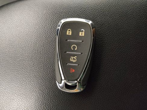 Used 2025 Chevrolet Malibu LS FWD image 32