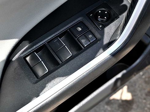 Used 2019 Toyota RAV4 Limited w/ Advanced Technology Package FWD image 21