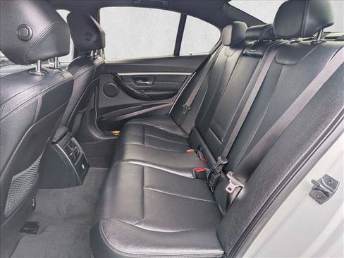 Used 2017 BMW 330i Sedan RWD image 20