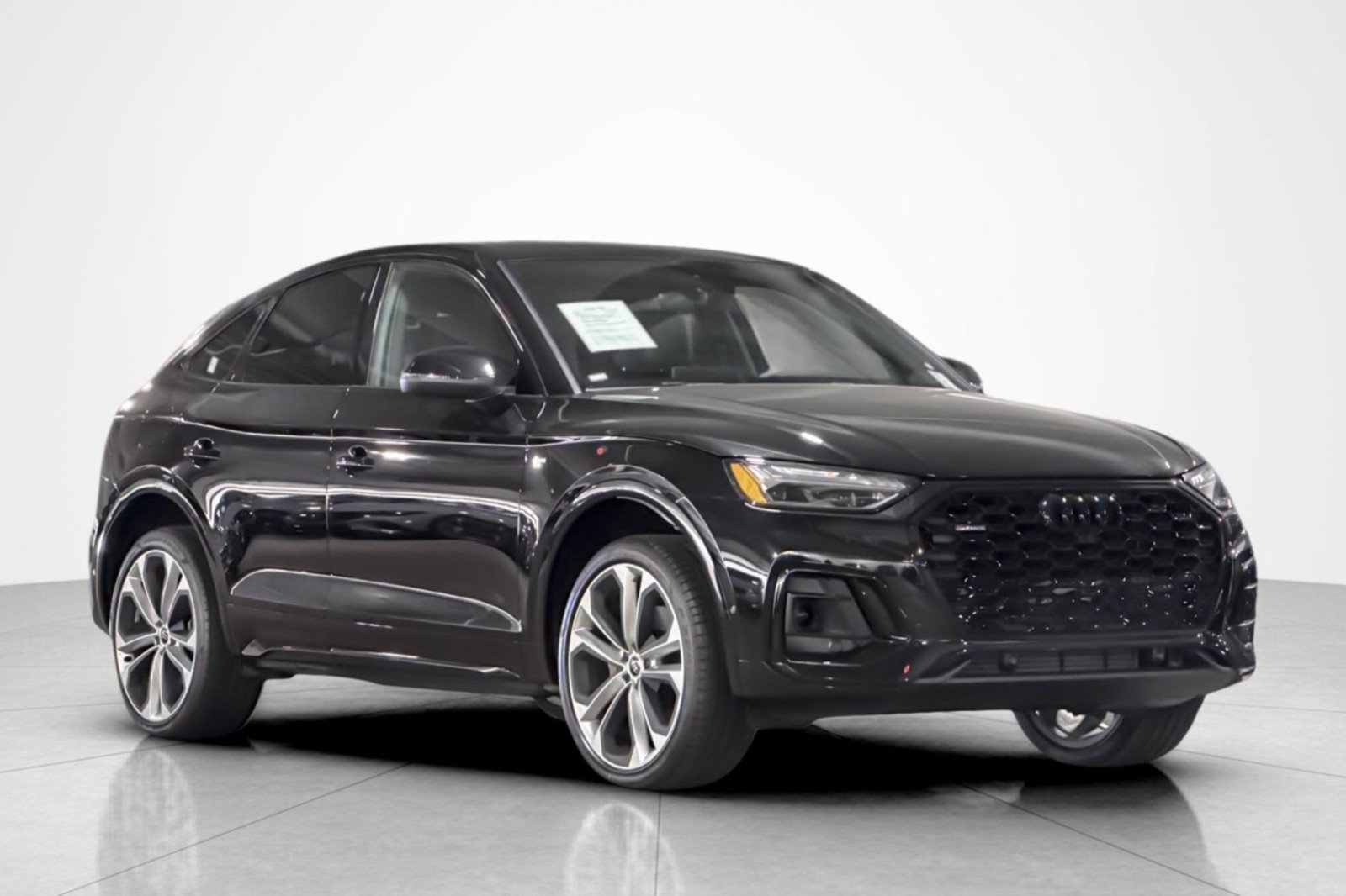 Used 2023 Audi Q5 2.0T Prestige w/ Prestige Package AWD/4WD image 7